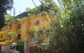 Colva Tavern Экстерьер фото