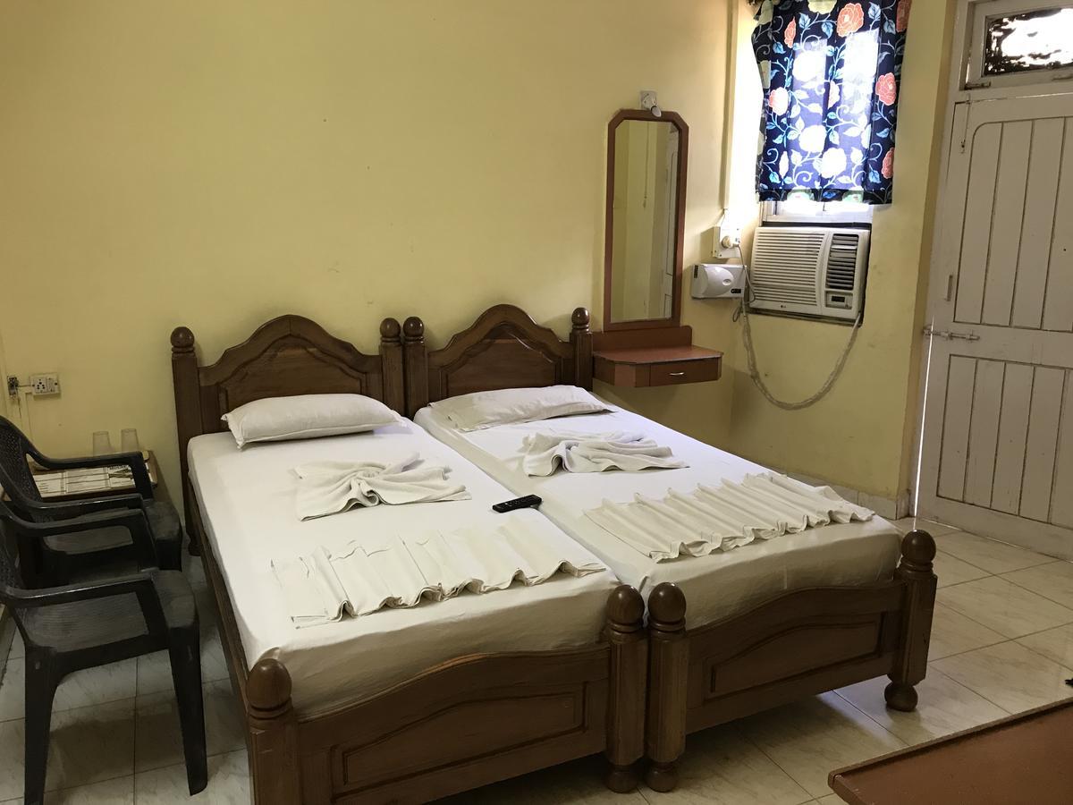Colva Tavern Экстерьер фото